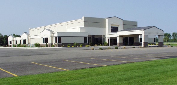 Crossroads Community Church - Exterior 2