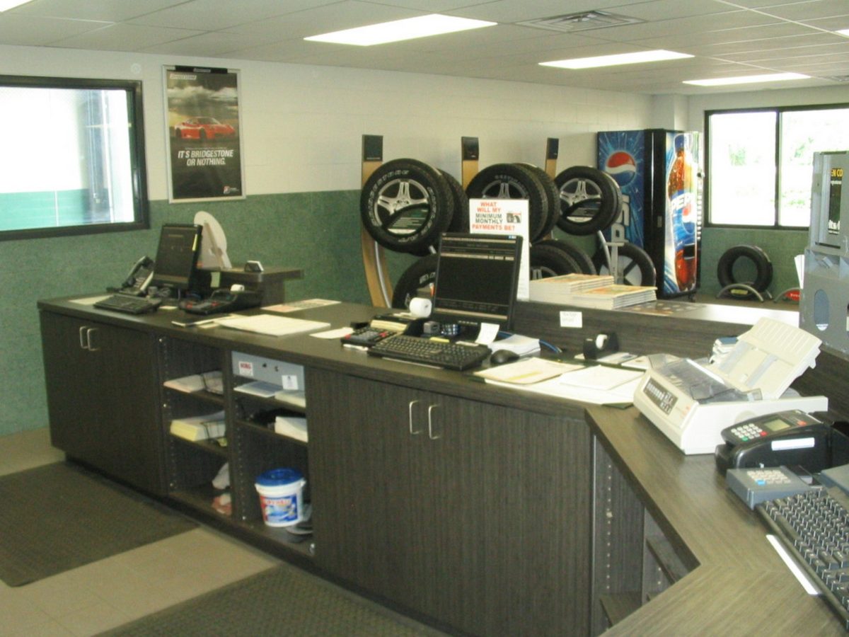 Monteith Tire DJ Construction